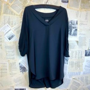 New York & Co. 3/4 length sleeve V neck black High-low tunic Size L